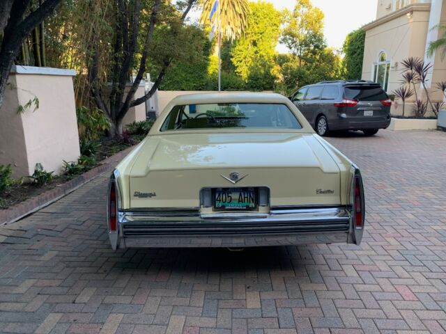 Cadillac DeVille 1978 image number 21