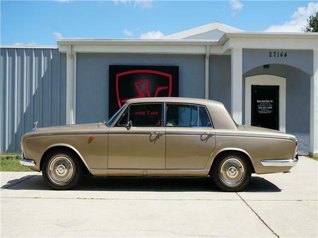 Rolls-Royce Silver Shadow 1966 image number 6