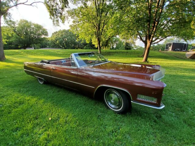 Cadillac DeVille 1966 image number 1