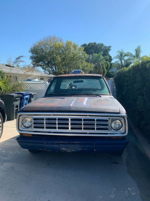 Dodge D100 1974 image number 1