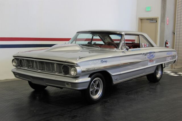 Ford Galaxie 1964 image number 27