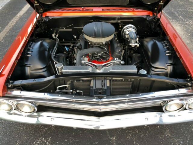 Chevrolet Impala 1961 image number 13