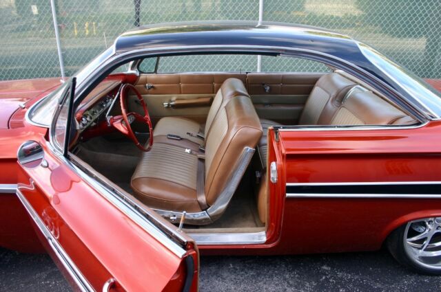 Chevrolet Impala 1961 image number 6