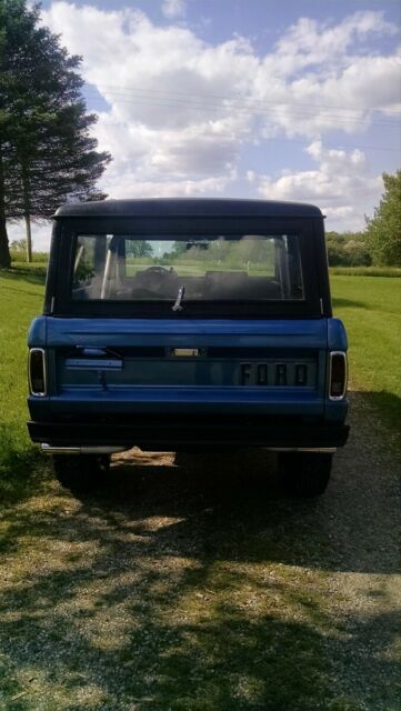 Ford Bronco 1977 image number 2