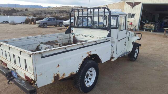 Toyota Land Cruiser 1966 image number 25