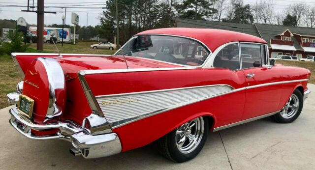 Chevrolet Bel Air/150/210 1957 image number 30