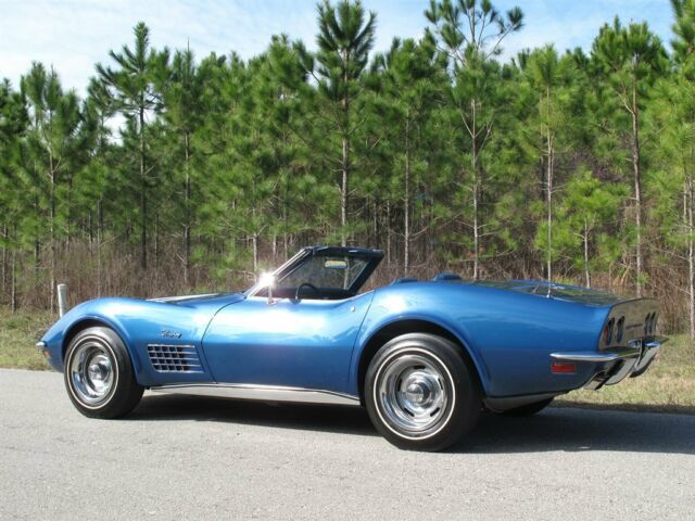 Chevrolet Corvette 1971 image number 27