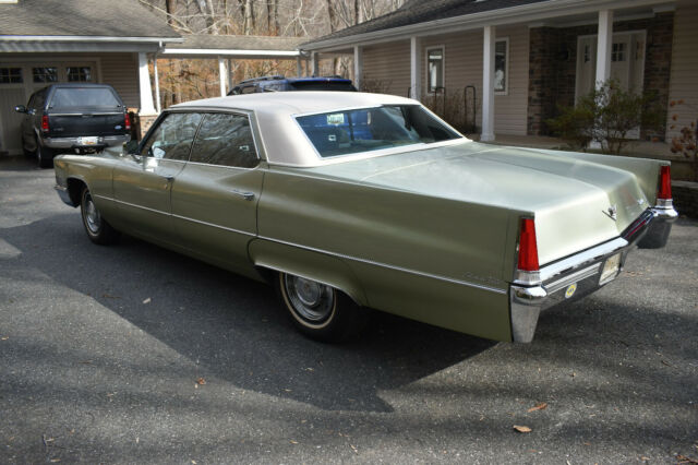 Cadillac DeVille 1969 image number 29