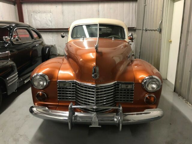 Cadillac Series 61 1941 image number 1