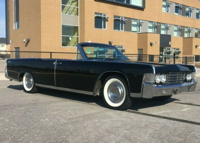 Lincoln Continental 1965 image number 0