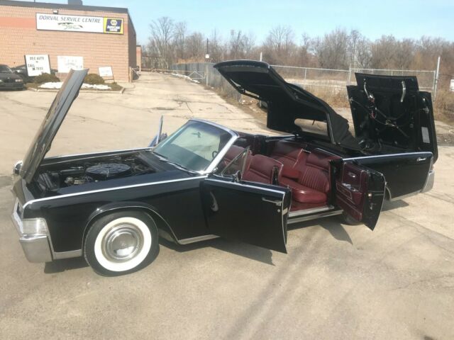 Lincoln Continental 1965 image number 10