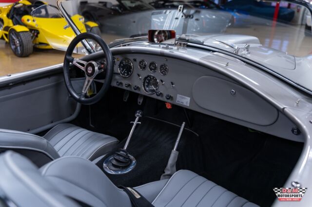 Superformance Cobra 1965 image number 37