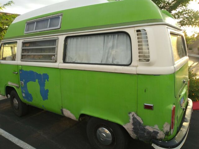 Volkswagen Bus/Vanagon 1973 image number 2