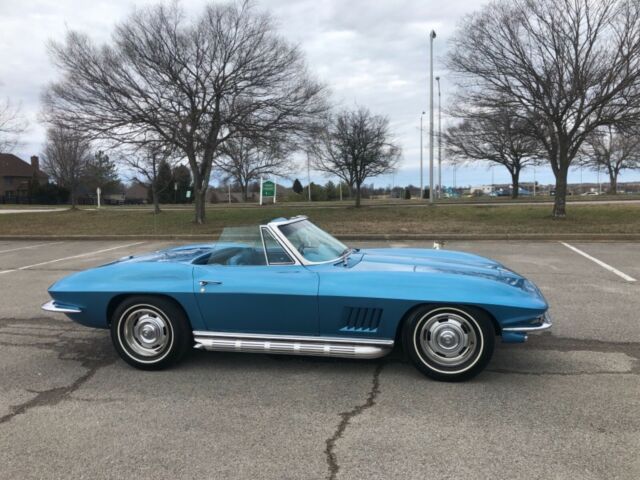 Chevrolet Corvette 1967 image number 29