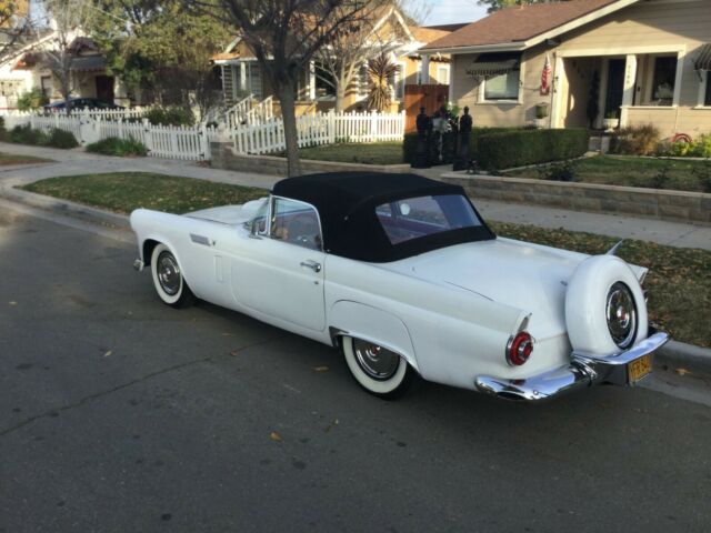 Ford Thunderbird 1956 image number 2