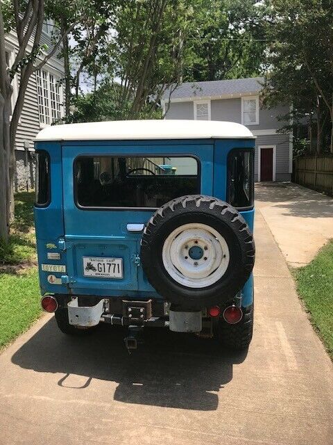 Toyota Land Cruiser 1971 image number 22