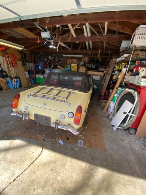 MG Midget 1973 image number 10