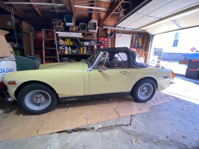 MG Midget 1973 image number 24