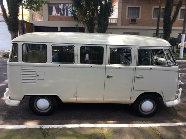 Volkswagen Bus/Vanagon 1974 image number 4