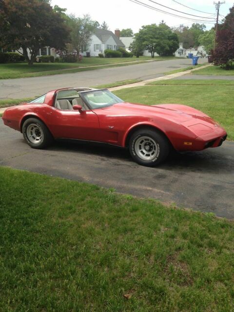 Chevrolet Corvette 1979 image number 2