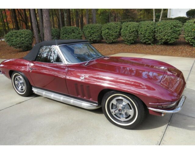 Chevrolet Corvette 1963 image number 0