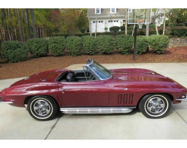 Chevrolet Corvette 1963 image number 20