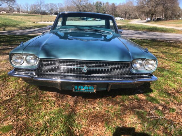 Ford Thunderbird 1966 image number 4