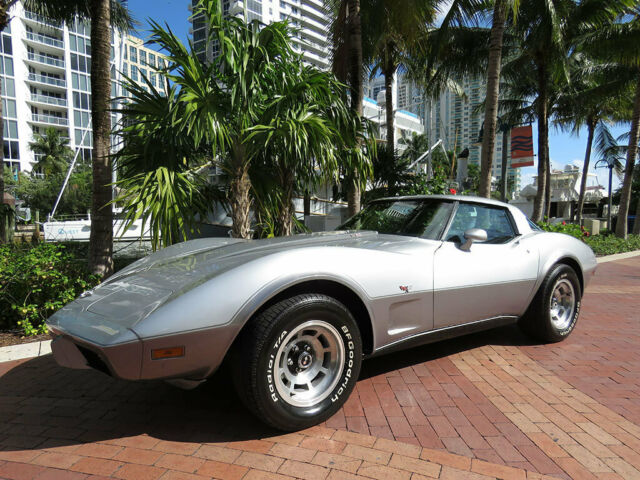 Chevrolet Corvette 1978 image number 3