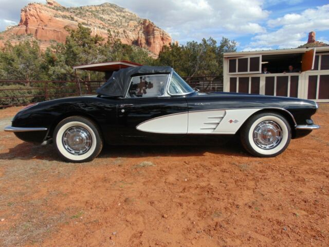 Chevrolet Corvette 1959 image number 29