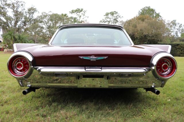 Ford Thunderbird 1963 image number 33