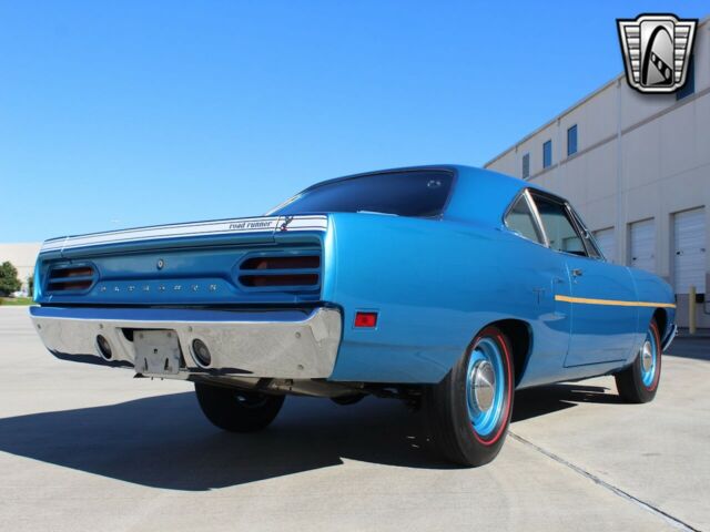 Plymouth Road Runner 1970 image number 13