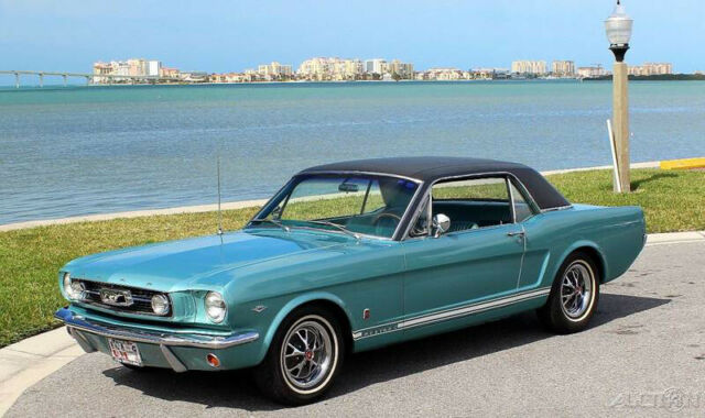 Ford Mustang 1966 image number 29