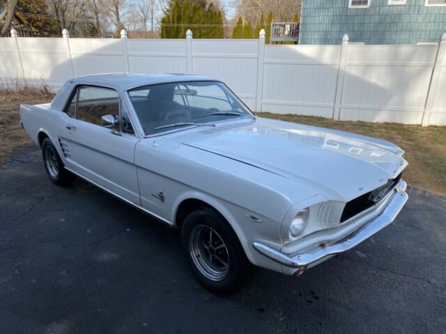 Ford Mustang 1966 image number 6