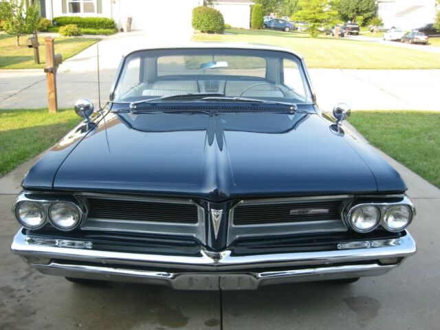 Pontiac Grand Prix 1962 image number 9