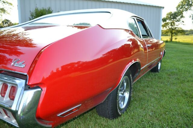 Oldsmobile Cutlass 1972 image number 27