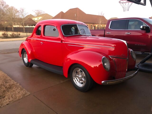 Ford Deluxe 1939 image number 10