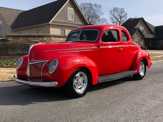 Ford Deluxe 1939 image number 23