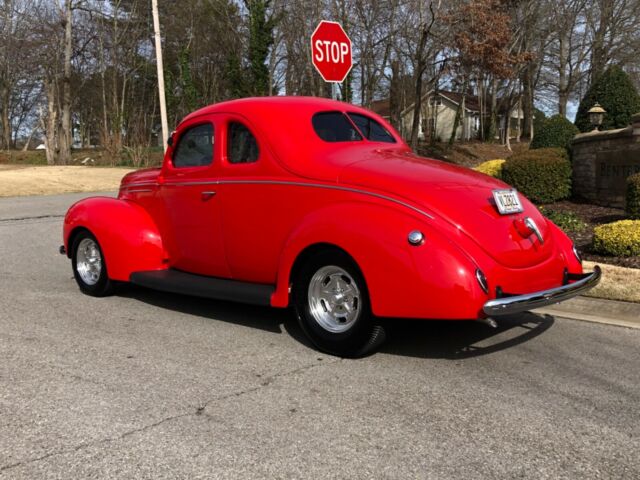 Ford Deluxe 1939 image number 27