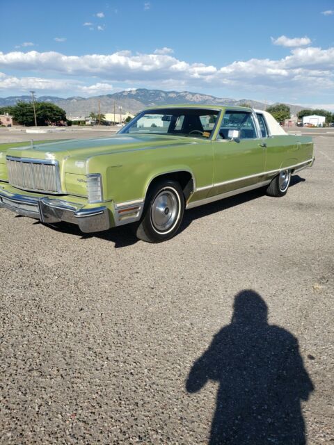 Lincoln Continental 1975 image number 0