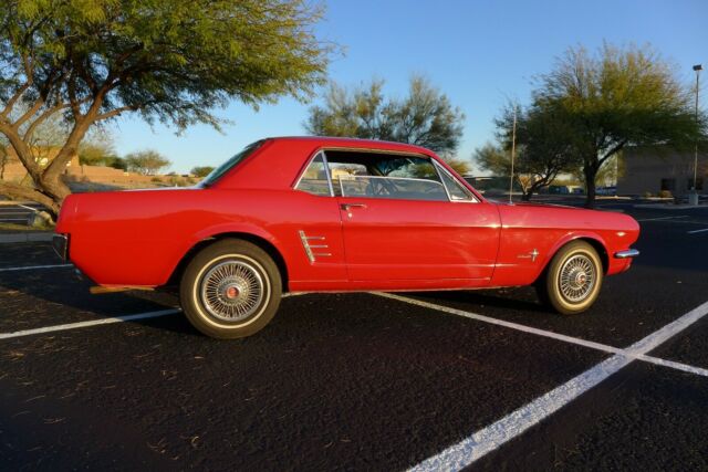 Ford Mustang 1966 image number 29