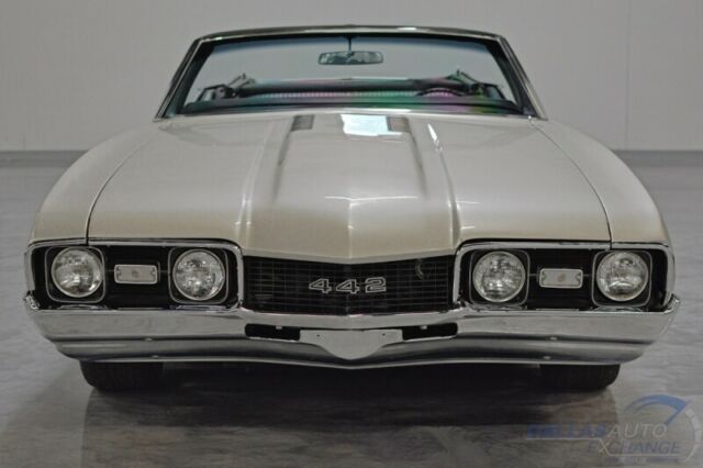 Oldsmobile Cutlass 1968 image number 6