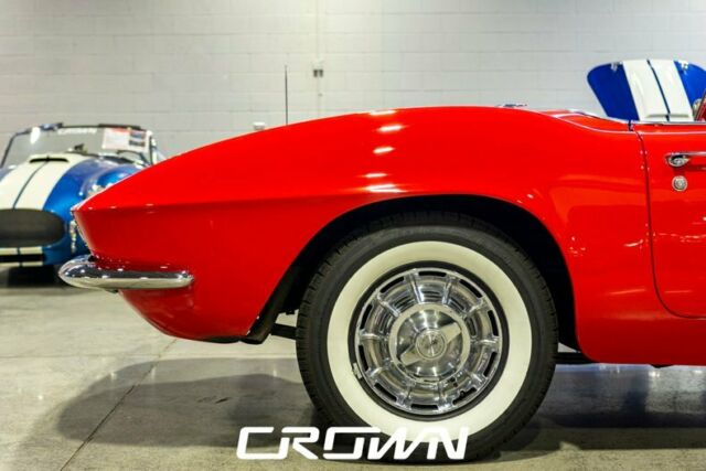 Chevrolet Corvette 1961 image number 37