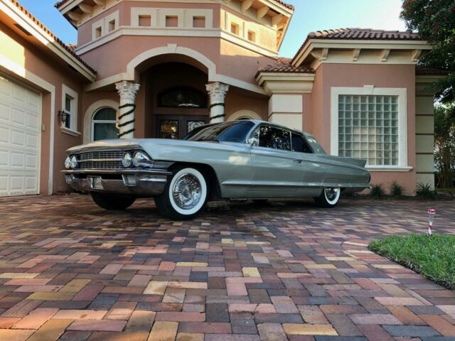 Cadillac DeVille 1962 image number 20