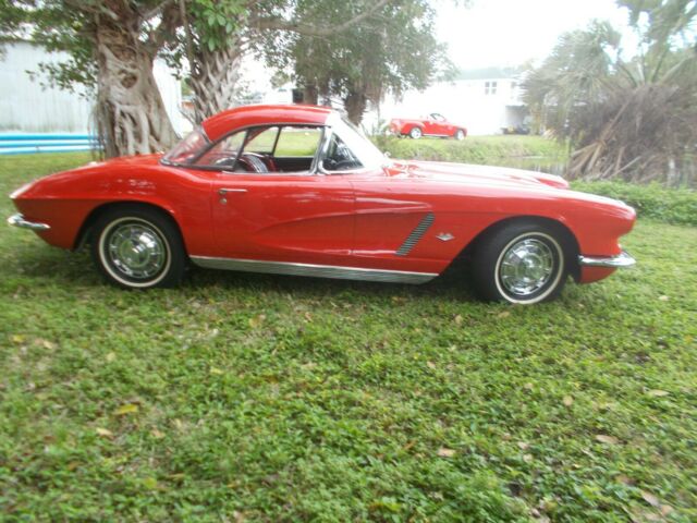 Chevrolet Corvette 1962 image number 29