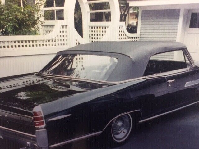 Pontiac Bonneville 1963 image number 1