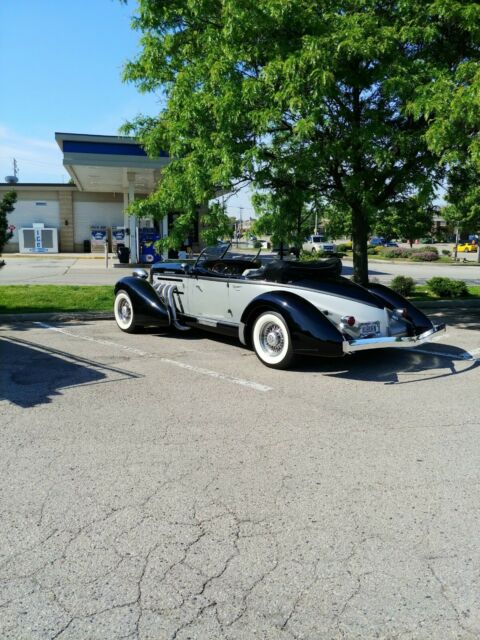 Replica/Kit Makes Boat Tail Speedster 1936 image number 0