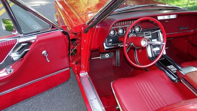 Ford Thunderbird 1965 image number 14