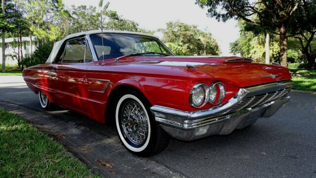 Ford Thunderbird 1965 image number 30