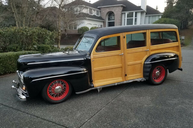 Ford Woodie 1947 image number 0