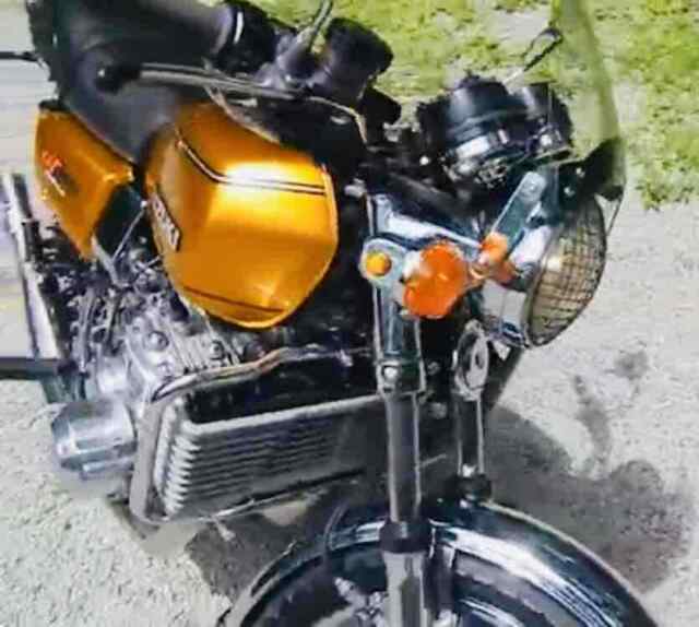 Suzuki GT 750 1976 image number 17